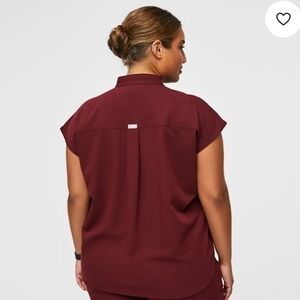 Figs Rafaela Oversized Scrub Top Size M Burgundy Color Women's